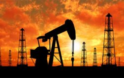 ABD-İran görüşmeleri petrolü düşürdü