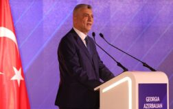 Ticaret Bakanı Bolat: Bu yıl GSYİH’miz 1,6 trilyon dolara ulaşaca