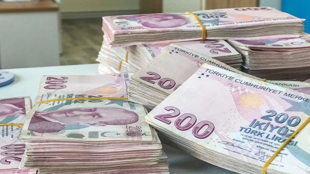 Hazine’nin borçlanma planı: 3 ayda 1,26 trilyon lira servise karş