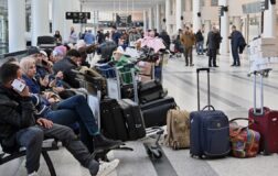 Orta Doğu’da hava trafiği krizi: Binlerce uçuş iptal edildi